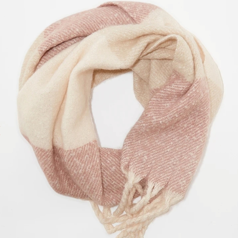 Gentle Fawn Pink and Cream Scarf